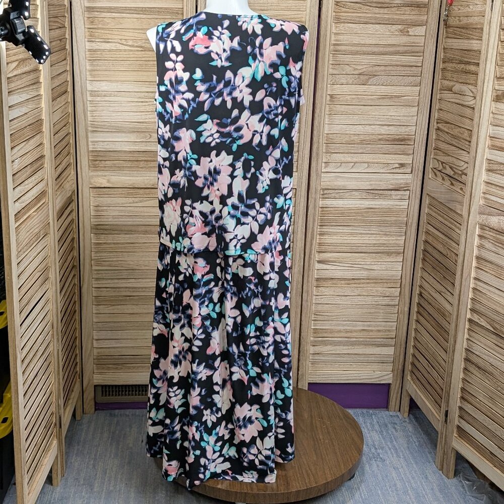 Jones Studio VINTAGE 2- Piece Set Floral Sleeveless Blouse 2X and Skirt Size 1X - Picture 5 of 10